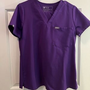 XS Figs Grape colored scrub set